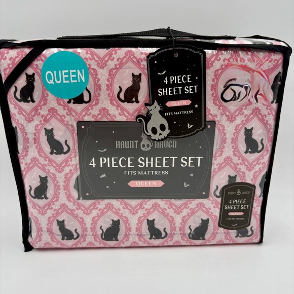 Haunt Haven Queen Sheet Set Pink Black Cat Halloween 4 Piece Bedding - Picture 1 of 4